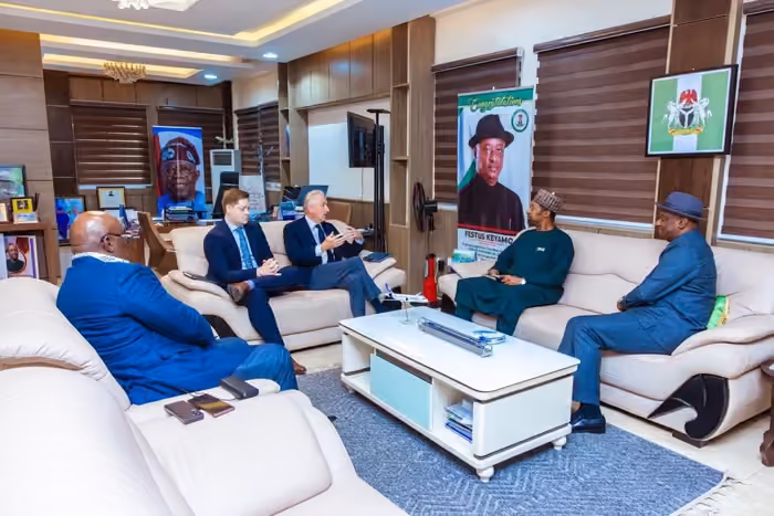 SkyWorks representatives meeting with Nigeria’s Honorable Minister of Aviation and Aerospace Development, Festus Keyamo, in Abuja